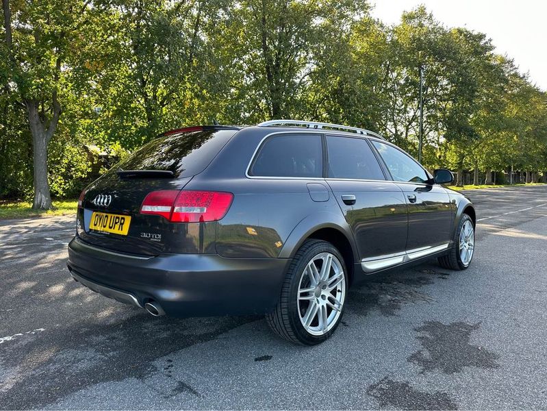 Audi A6 Allroad • 2010 • 150,000 km 12