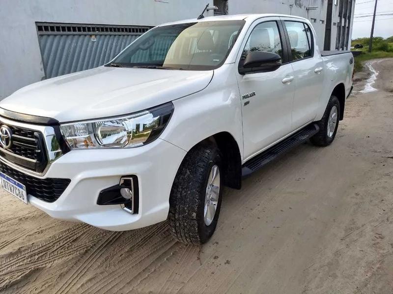 Toyota Hilux • 2020 • 3,650 km 9