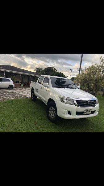 Toyota Hilux • 2013 • 154,000 km 4