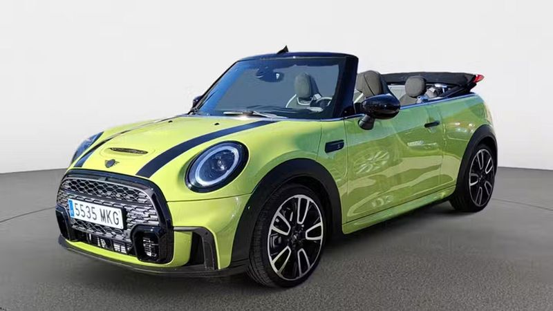 MINI Cooper S • 2023 • 4,288 km 8