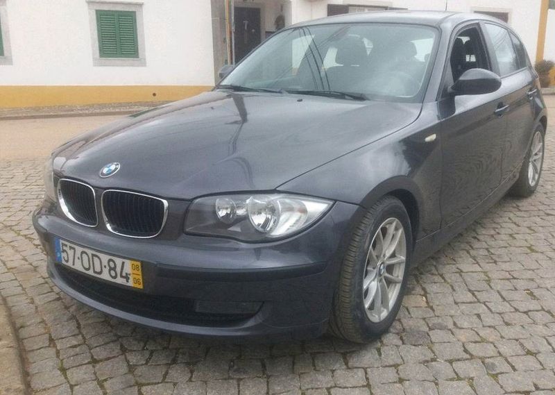 BMW 328i • 2008 • 169,999 km 1