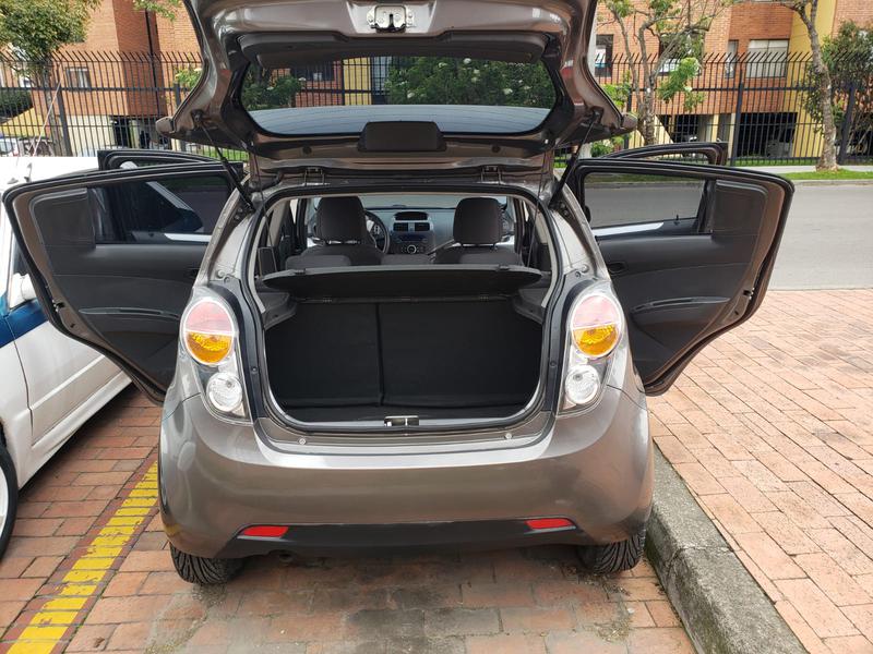 Chevrolet Spark GT • 2011 • 60,400 km 3