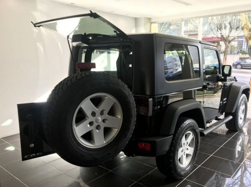 Jeep Wrangler • 2009 • 46,500 km 3