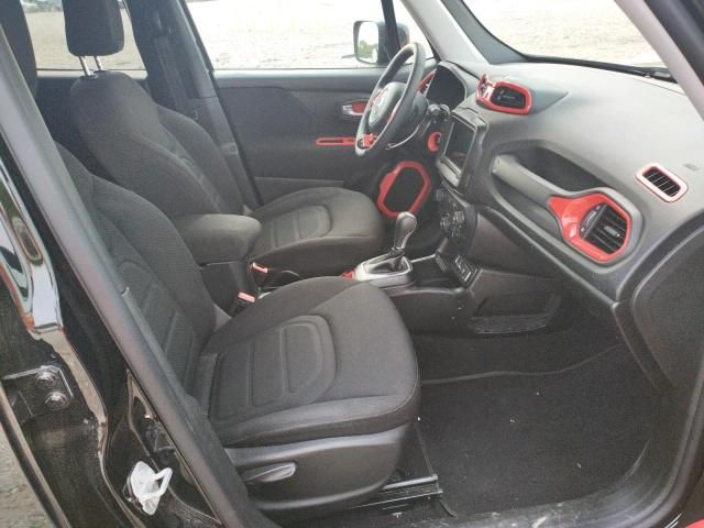 Jeep Renegade • 2019 • 12 km 3