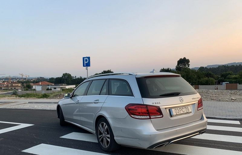 Mercedes-Benz E • 2014 • 200,000 km 2