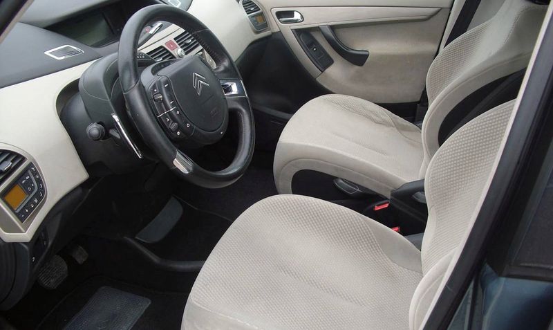 Citroën C4 Grand Picasso • 2009 • 190,000 km 6
