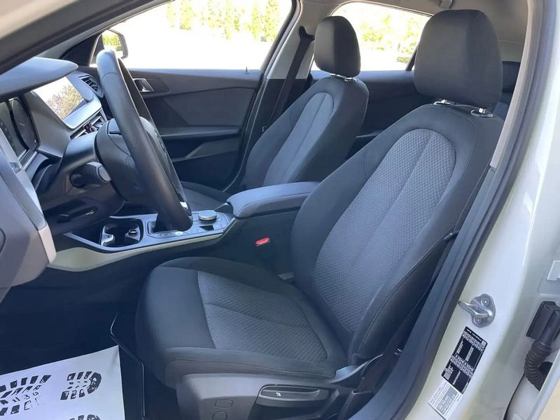 BMW 1 Series • 2021 • 186,000 km 9