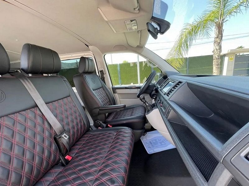 Volkswagen T5 Transporter Shuttle • 2018 • 214,000 km 8