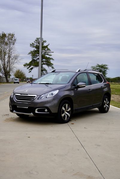 Peugeot 2008 • 2016 • 126,000 km 6