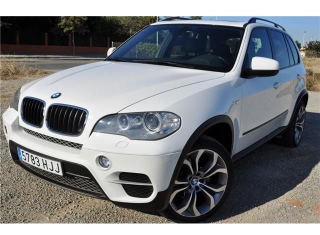 BMW X5 • 2012 • 215,000 km 1