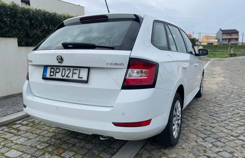 Škoda Fabia • 2019 • 166,000 km 5