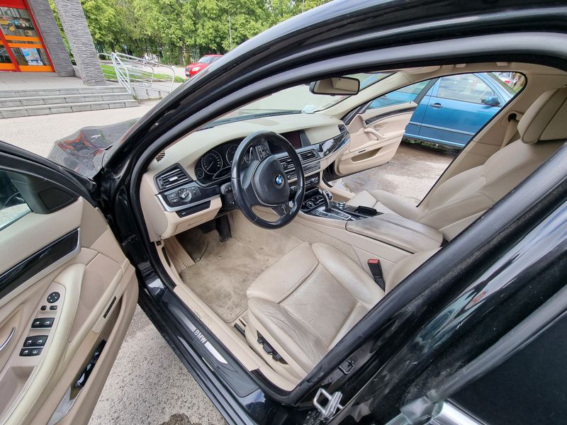 BMW 5 Series • 2010 • 300,000 km 2