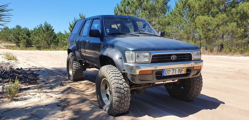 Toyota 4-Runner • 1994 • 222,000 km 5