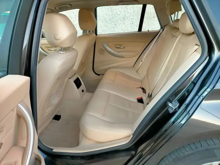 BMW 3 Series • 2016 • 99,000 km 5