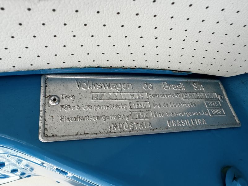 Volkswagen Vanagon • 1965 • 80,000 km 39