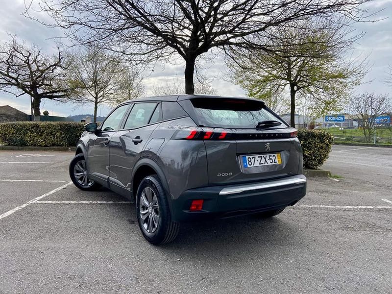 Peugeot 2008 • 2020 • 30,000 km 6