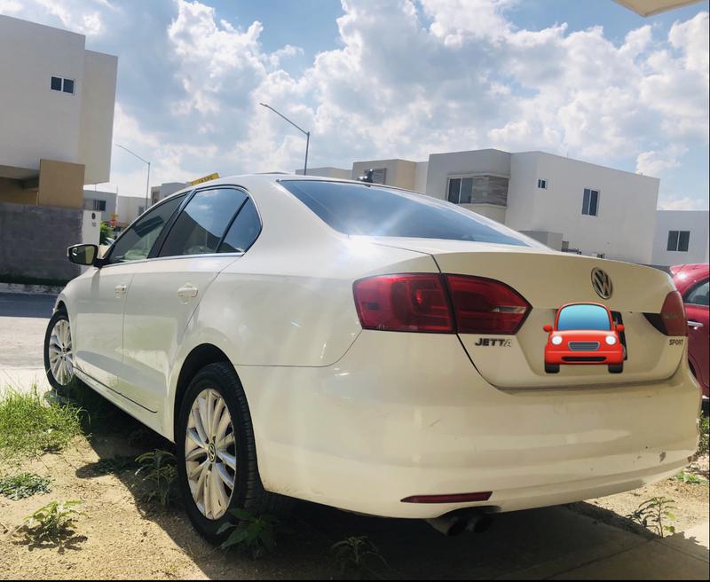 Volkswagen Jetta • 2012 • 162,000 km 4