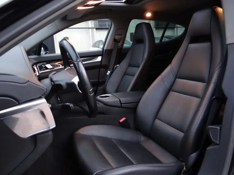 Porsche Panamera • 2013 • 204,500 km 7