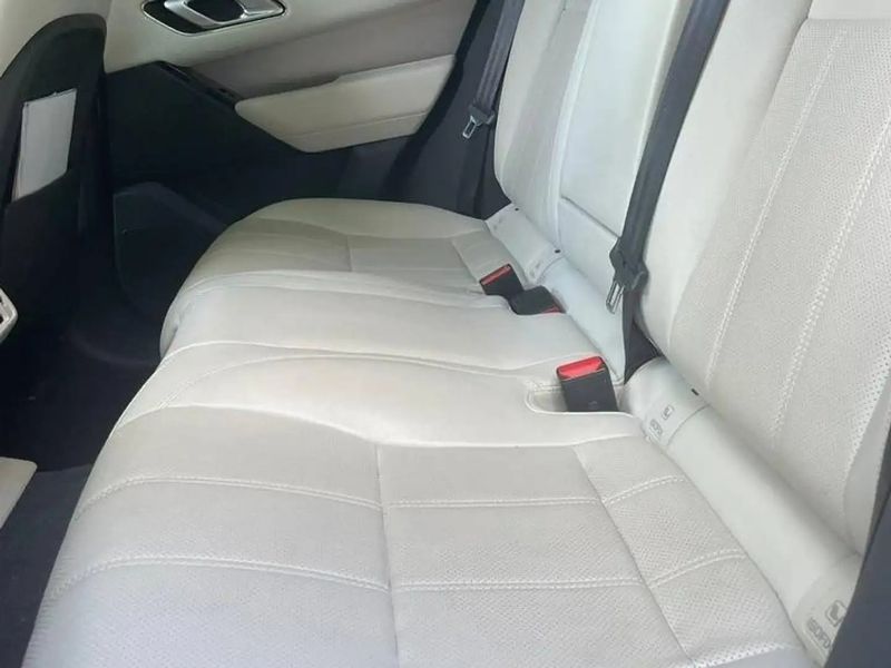 Land Rover Range Rover Velar • 2019 • 51,000 km 8
