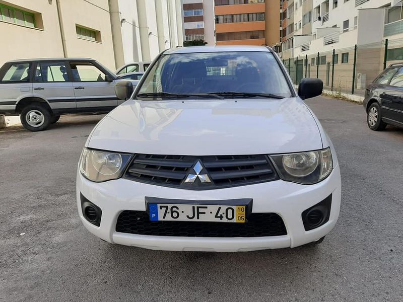 Mitsubishi L200 • 2010 • 7,700 km 9
