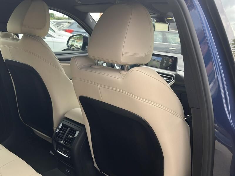 BMW X4 • 2023 • 61,611 km 30