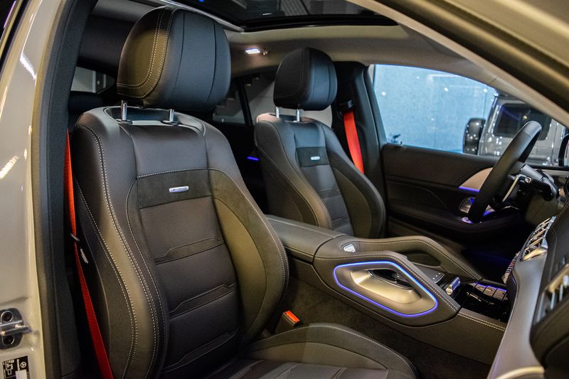 Mercedes-Benz GLE • 2024 • 900 km 9