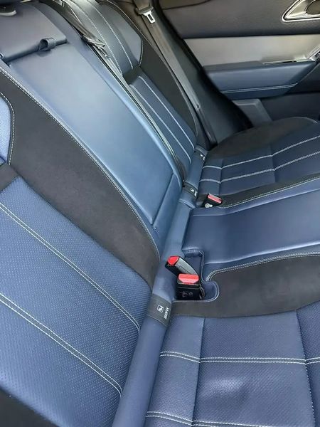 Land Rover Range Rover Velar • 2017 • 117,000 km 7