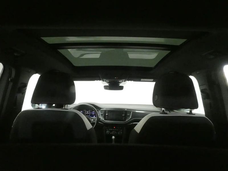 Volkswagen T-Cross • 2018 • 98,000 km 8