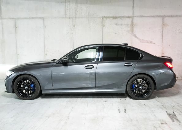 BMW 3 Series • 2019 • 132,109 km 2