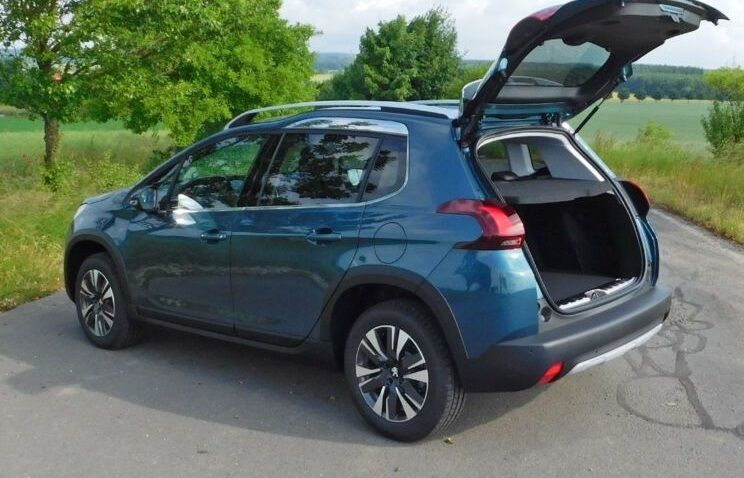 Peugeot 2008 • 2018 • 67,500 km 2