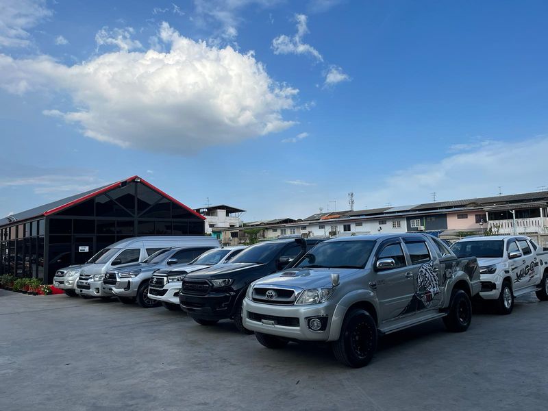 Toyota Hilux • 2023 • 0 km 28