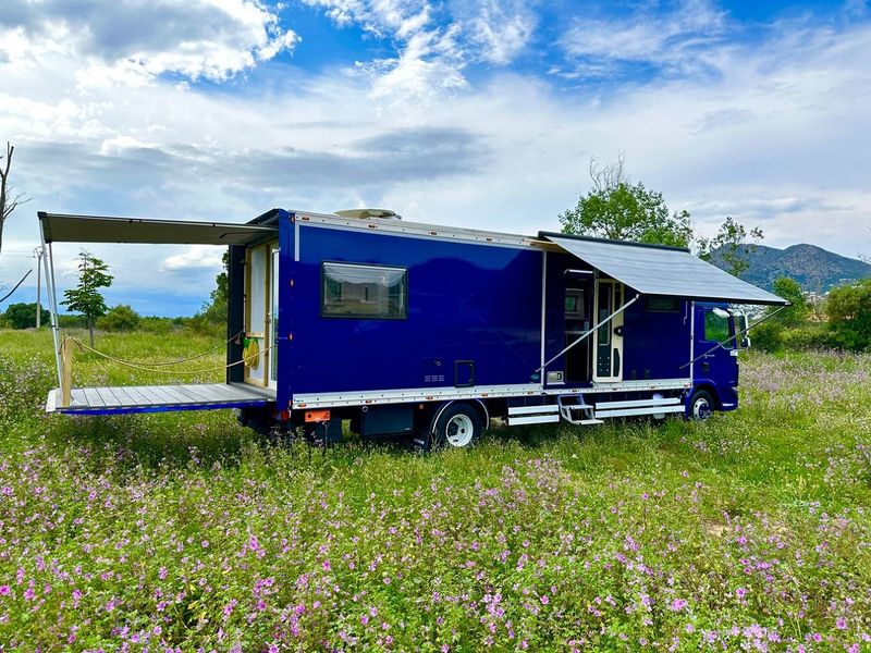 Mercedes-Benz 210 Van • 2017 • 195,000 km 13