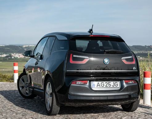 BMW i3 • 2020 • 6,200 km 2