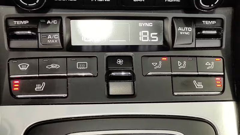 Porsche Boxster • 2019 • 66,813 km 16