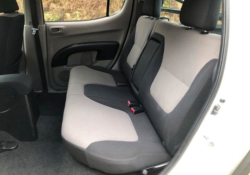 Mitsubishi L200 • 2010 • 250,000 km 5