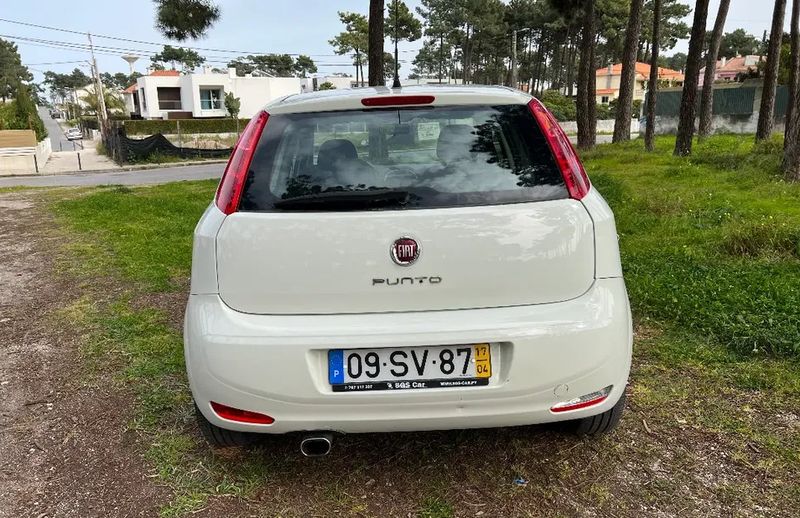 Fiat Punto • 2017 • 70,800 km 2