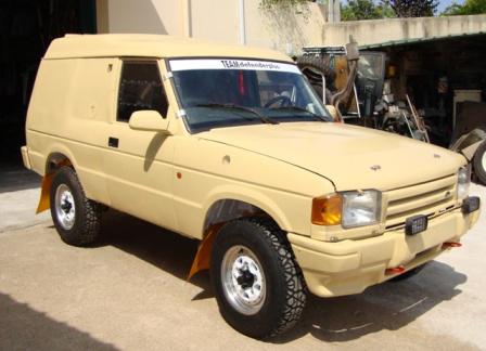 Land Rover Defender • 2003 • 100 km 10