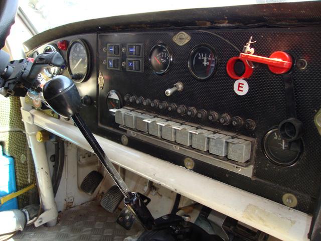 Land Rover Defender • 2003 • 100 km 18