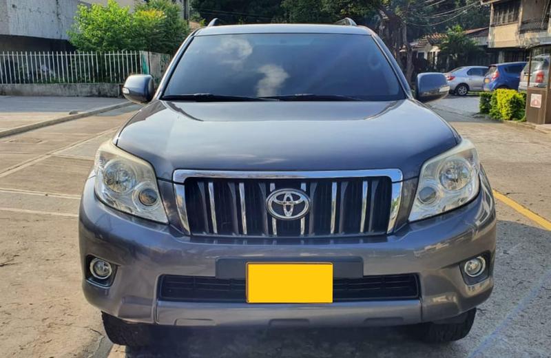 Toyota  • 2014 • 84,000 km 5