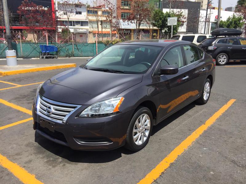 Nissan Sentra 2.0 • 2016 • 32,400 km 1