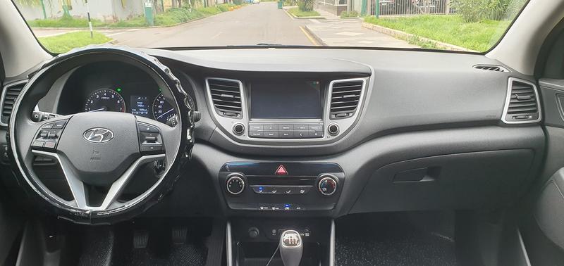 Hyundai Tucson • 2018 • 12,170 km 3