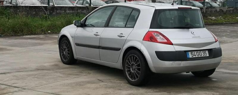 Renault  • 2005 • 180,000 km 2