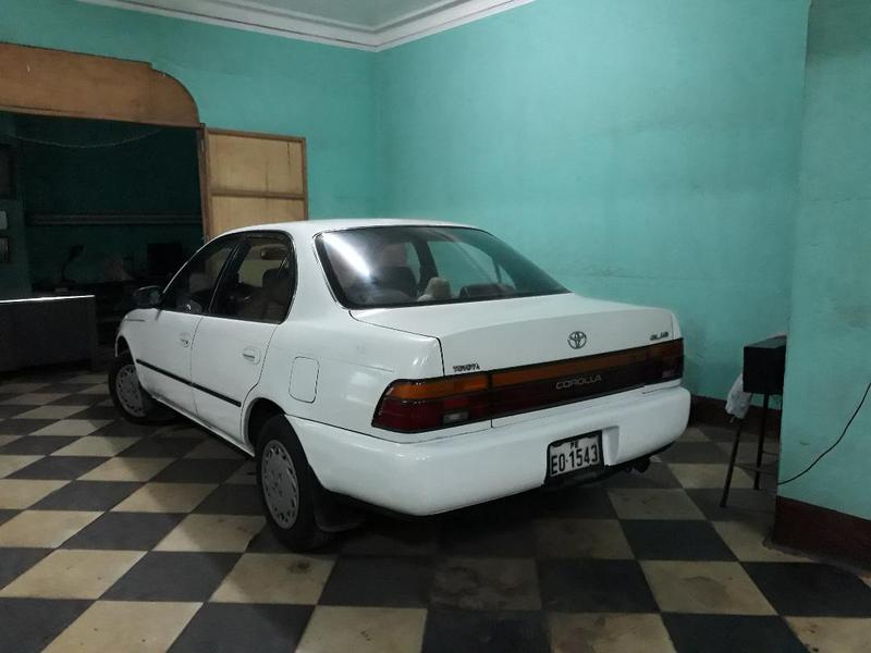 Toyota Corolla • 1993 • 246,000 km 5