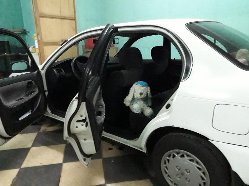 Toyota Corolla • 1993 • 246,000 km 3