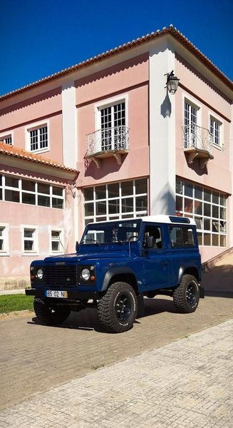Land Rover Defender • 1999 • 189,999 km 1
