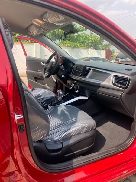 Kia Rio • 2020 • 12 km 2