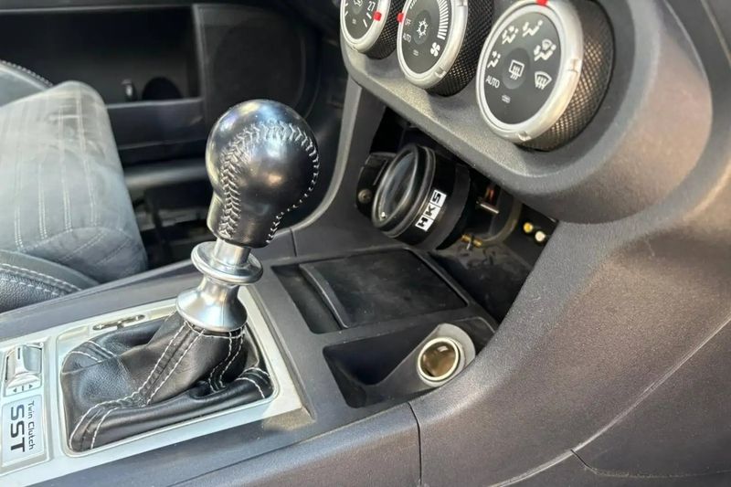 Mitsubishi Lancer • 2009 • 151,793 km 5