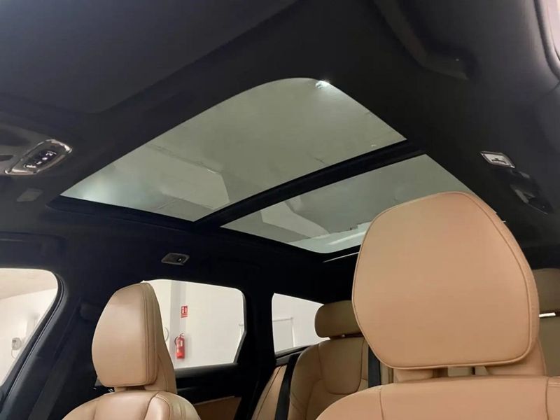 Volvo V90 • 2020 • 85,000 km 9