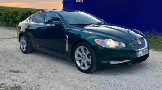Jaguar XF • 2008 • 120,000 km 1
