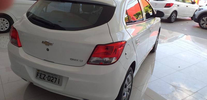 Chevrolet Onix • 2015 • 70,760 km 2